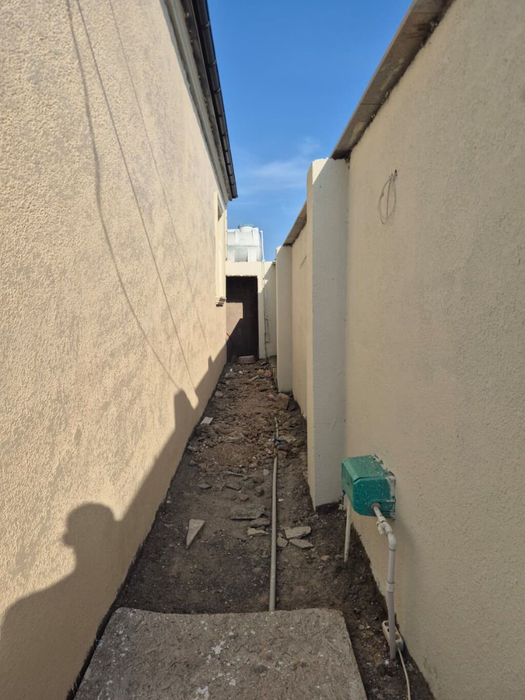 Buzovna 4 otaqlı, 140 kv. m, Yeni təmirli
