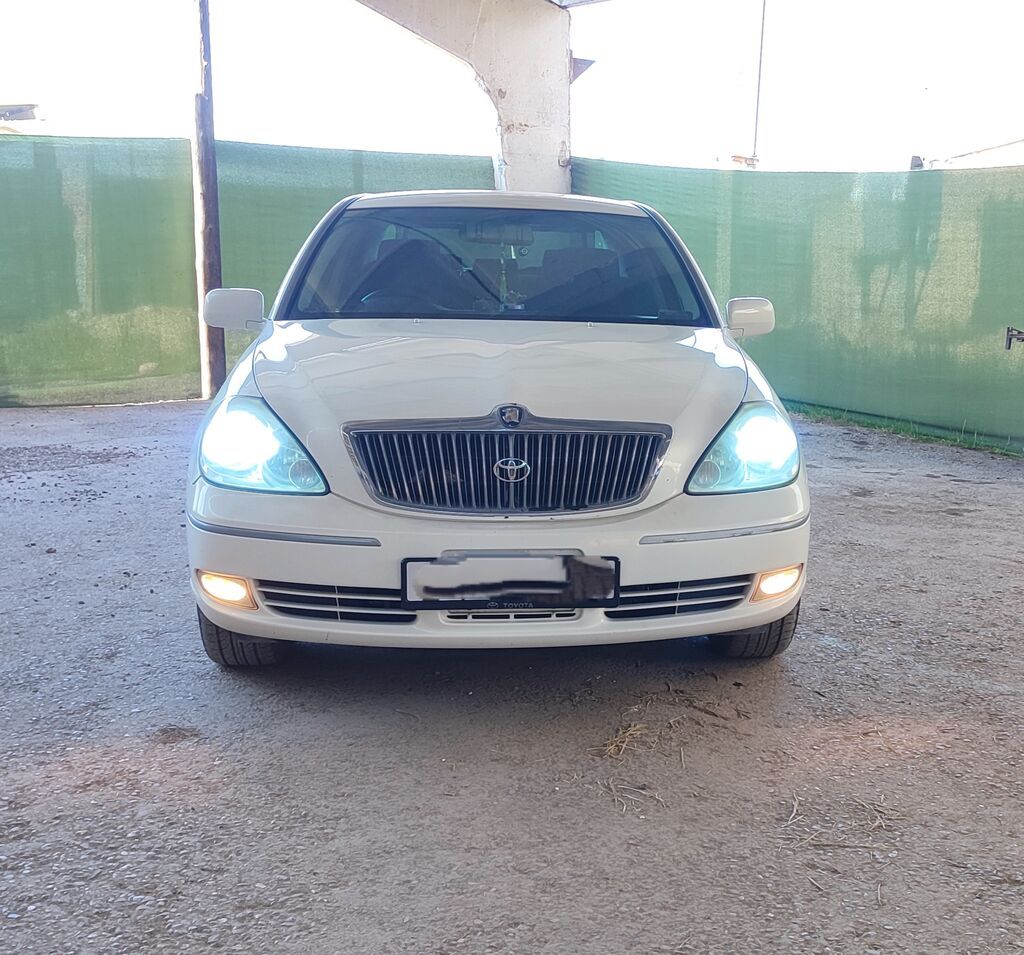 Toyota Brevis: 2003 г., 3 л, Автомат, Бензин, Седан: фото 1