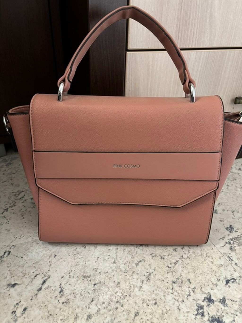 Torbe: Elegantna ženska torba Pink Cosmo - Model: strukturisana tašna sa