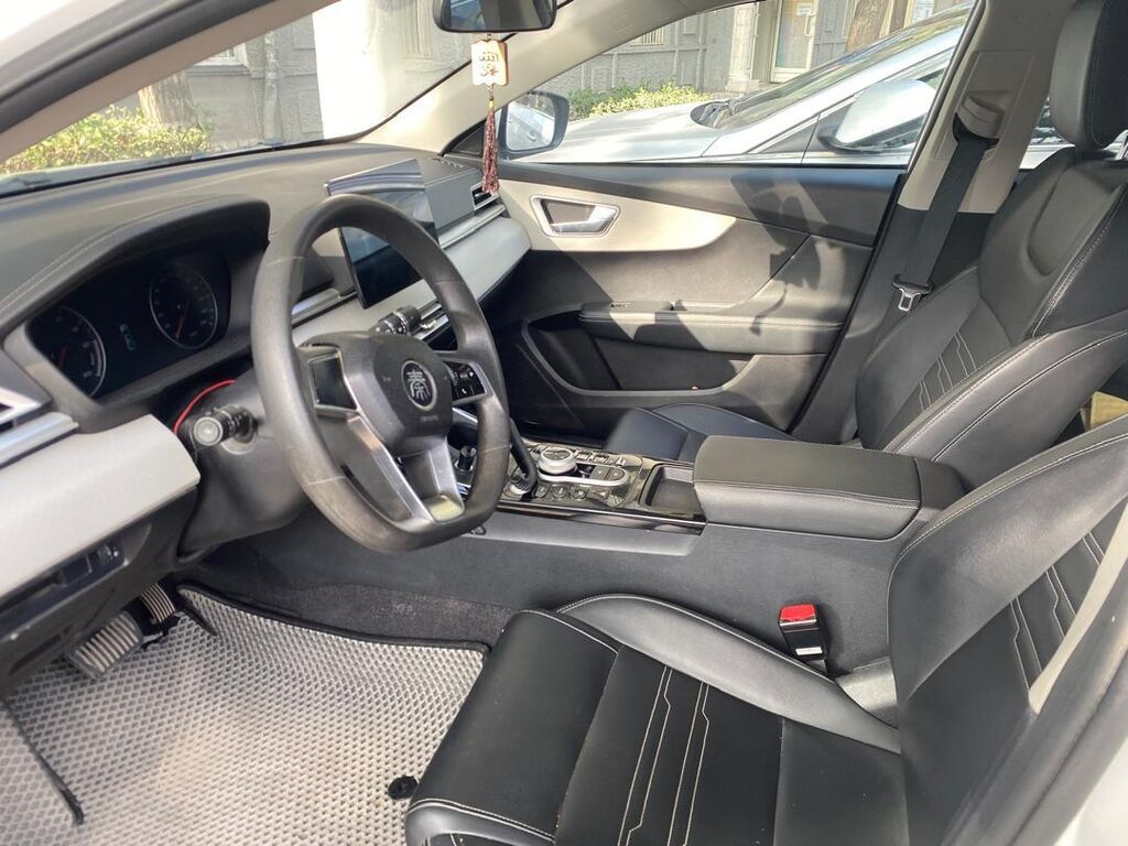 BYD Qin: 2023 г., Робот, Электромобиль, Седан: фото 5