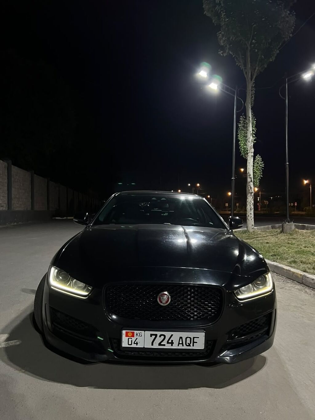 Jaguar XE: 2016 г., 2 л, Автомат, Бензин, Седан: фото 8