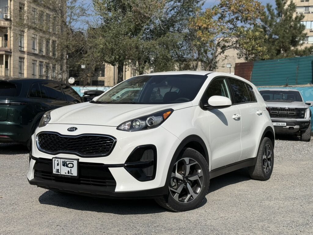 Kia Sportage: 2020 г., 2.4 л, Бензин, Кроссовер: фото 1