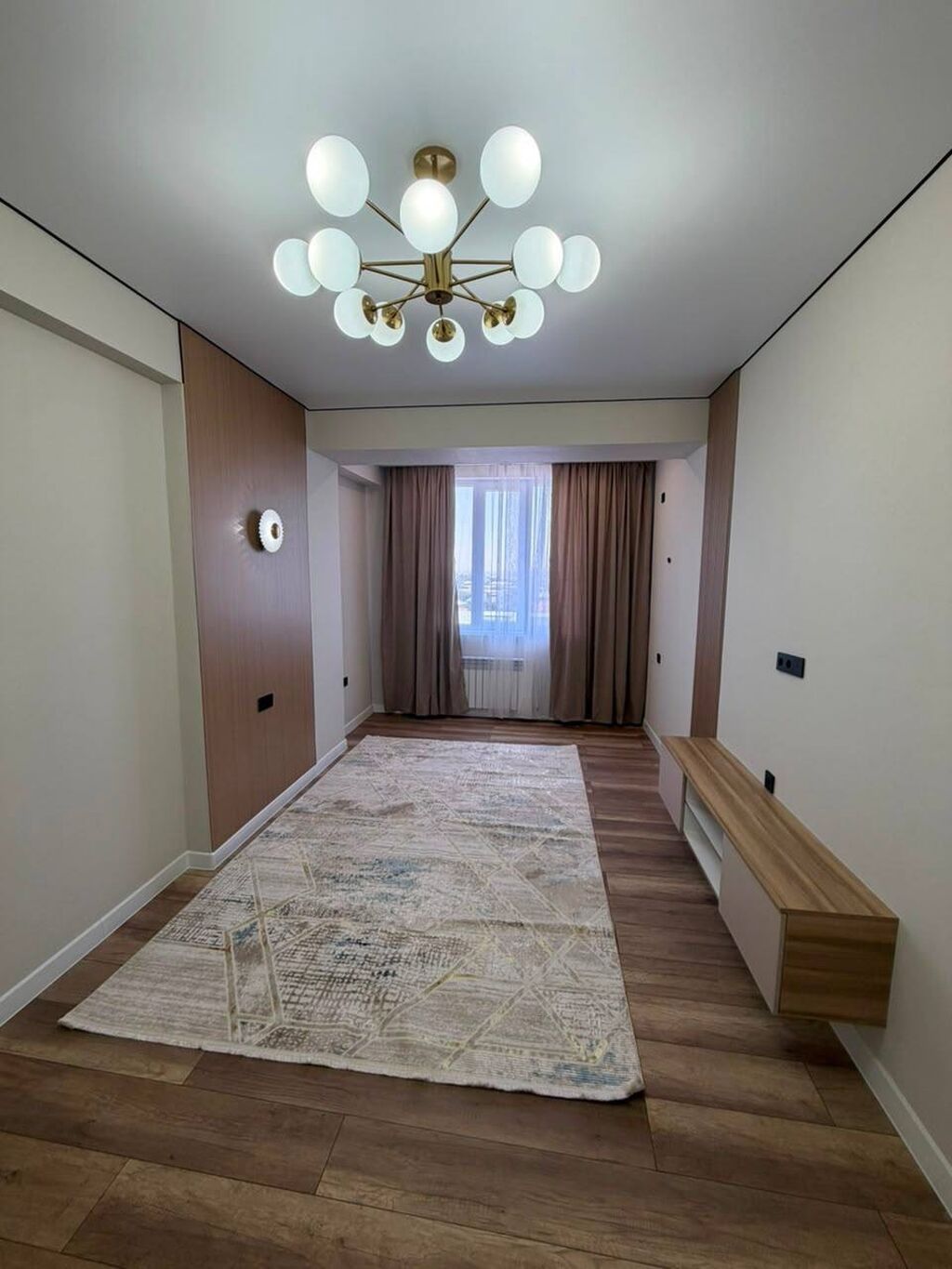 1 комната, 43 м², Пишпек Элитка, 11 этаж, Дизайнерский ремонт: фото 2