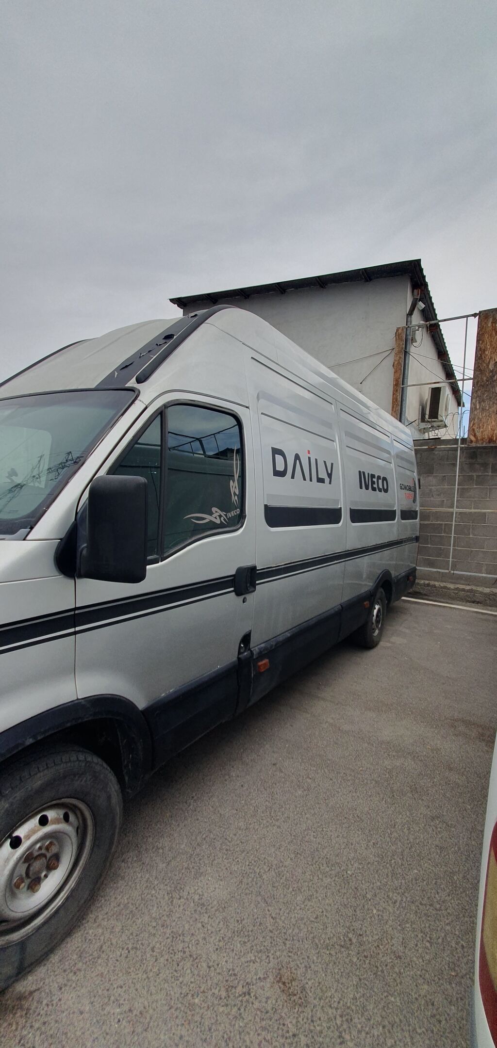 Iveco Daily: 2004 г., 2.8 л, Механика, Дизель, Фургон: фото 2