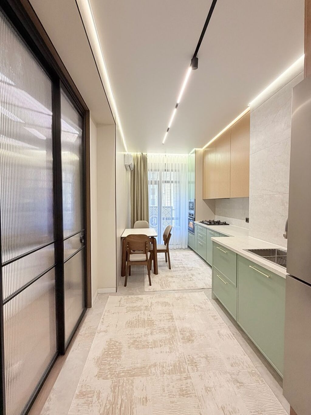 3 комнаты, 121 м², Ала-Арча ТРЦ Элитка, 7 этаж, Дизайнерский ремонт: фото 2