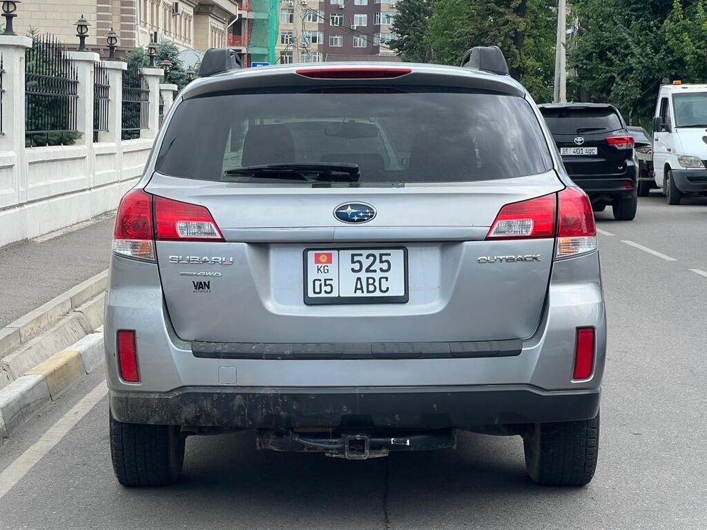 Subaru Outback: 2010 г., 2.5 л, Вариатор, Бензин, Кроссовер: фото 4
