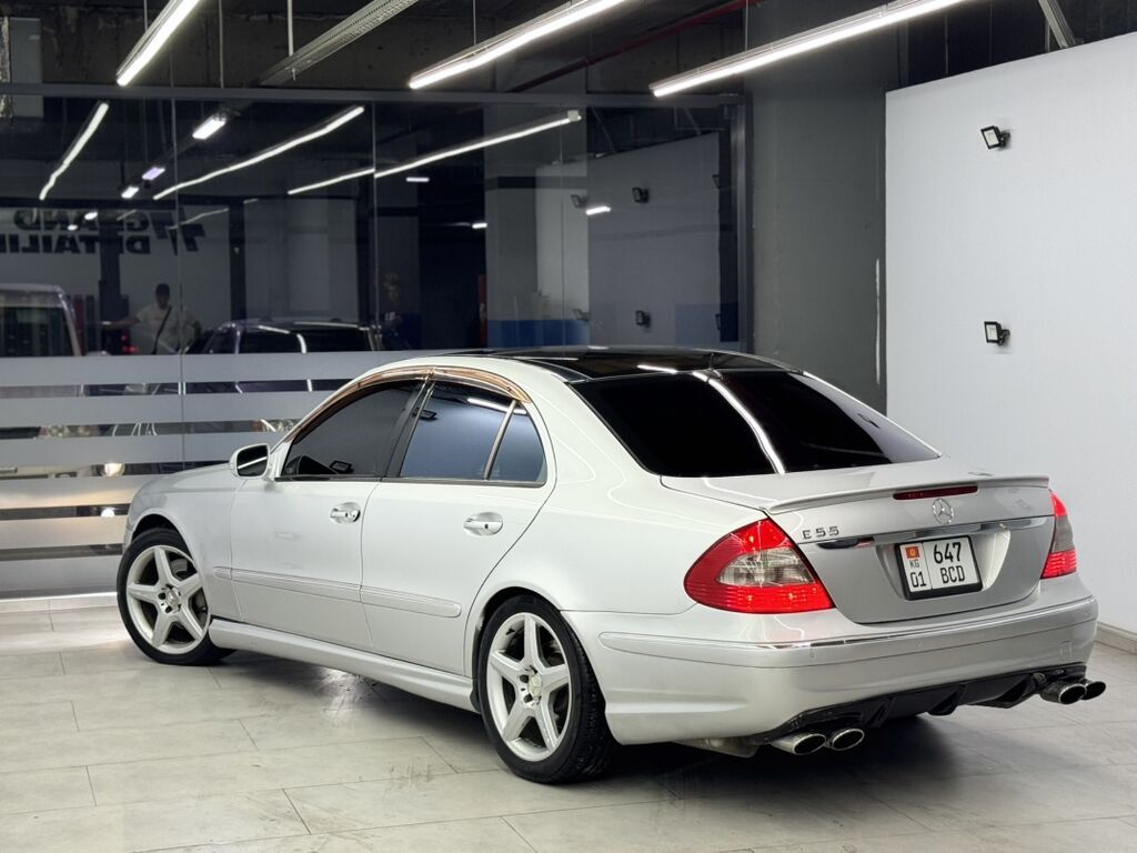 Mercedes-Benz E-класс AMG: 2002 г., 5 л, Автомат, Бензин, Седан: фото 2