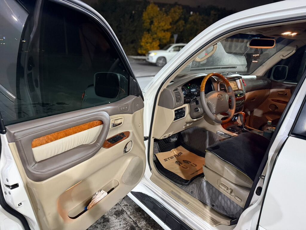 Lexus LX: 2007 г., Внедорожник: фото 7