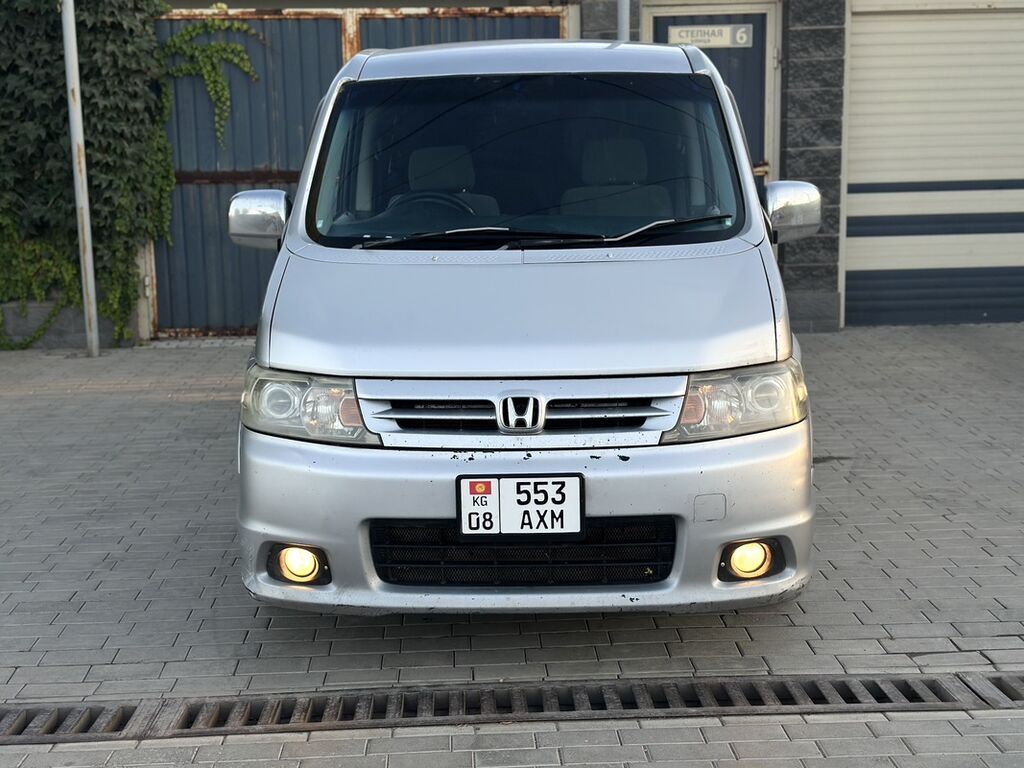 Honda Stepwgn: 2003 г., 2.4 л, Автомат, Бензин, Минивэн: фото 1
