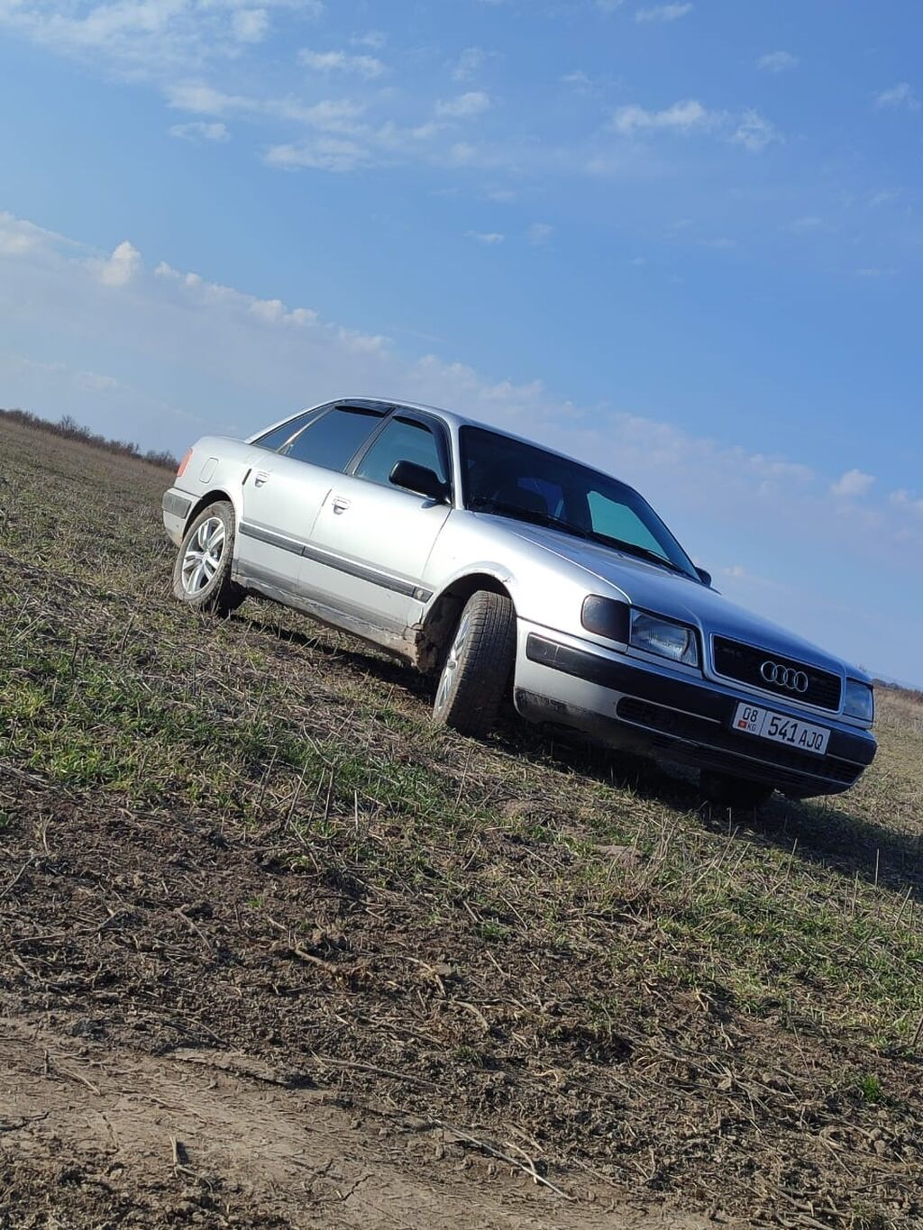 Audi 100