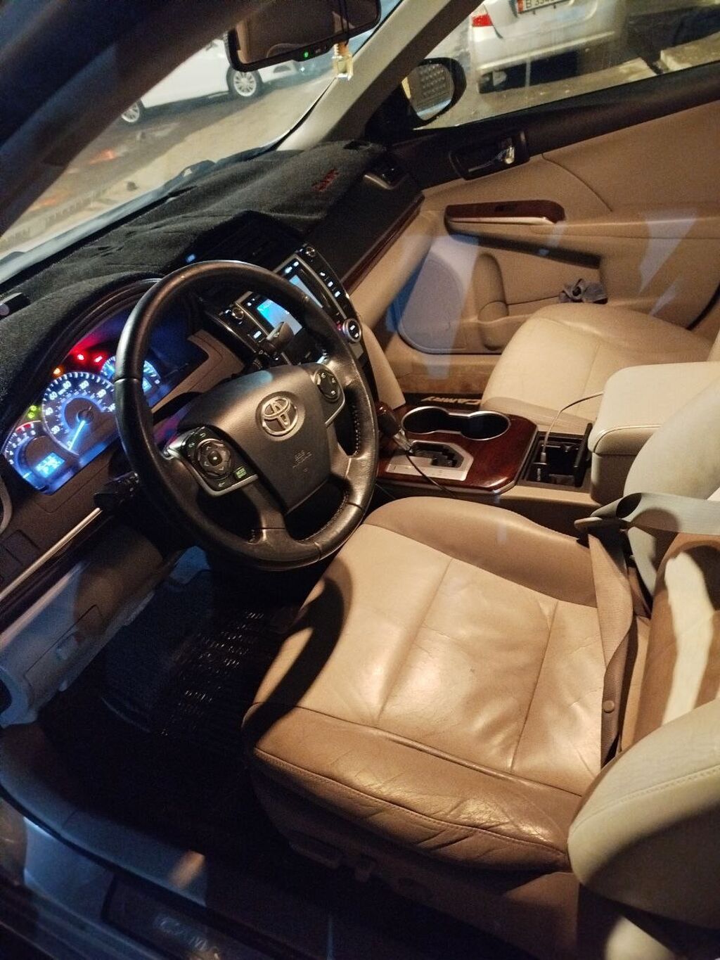 Toyota Camry: 2011 г., 2.5 л, Автомат, Бензин, Седан — фото 6