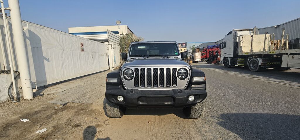 Jeep Wrangler: 2021 г., Внедорожник: фото 2