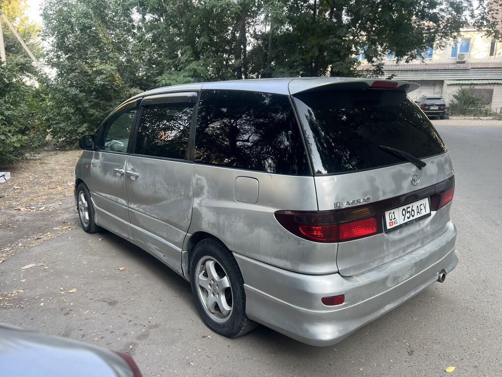 Toyota Estima: 2001 г., 2.4 л, Автомат, Газ, Минивэн: фото 3