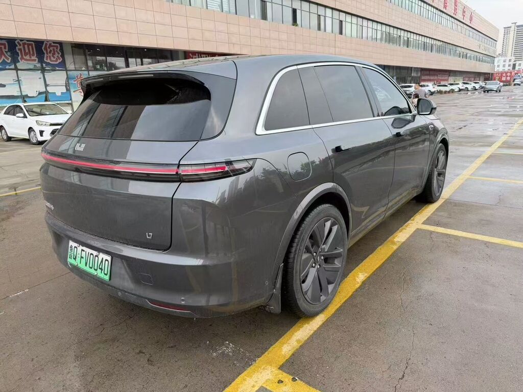 Lixiang L7: 2023 г., 1.5 л, Автомат, Гибрид, Кроссовер: фото 6