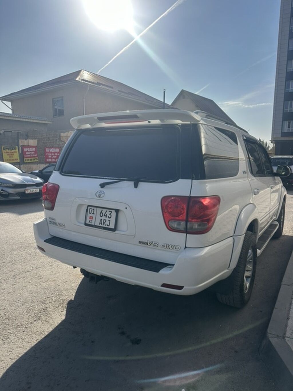 Toyota Sequoia: 2005 г., 4.7 л, Автомат, Газ, Внедорожник: фото 4
