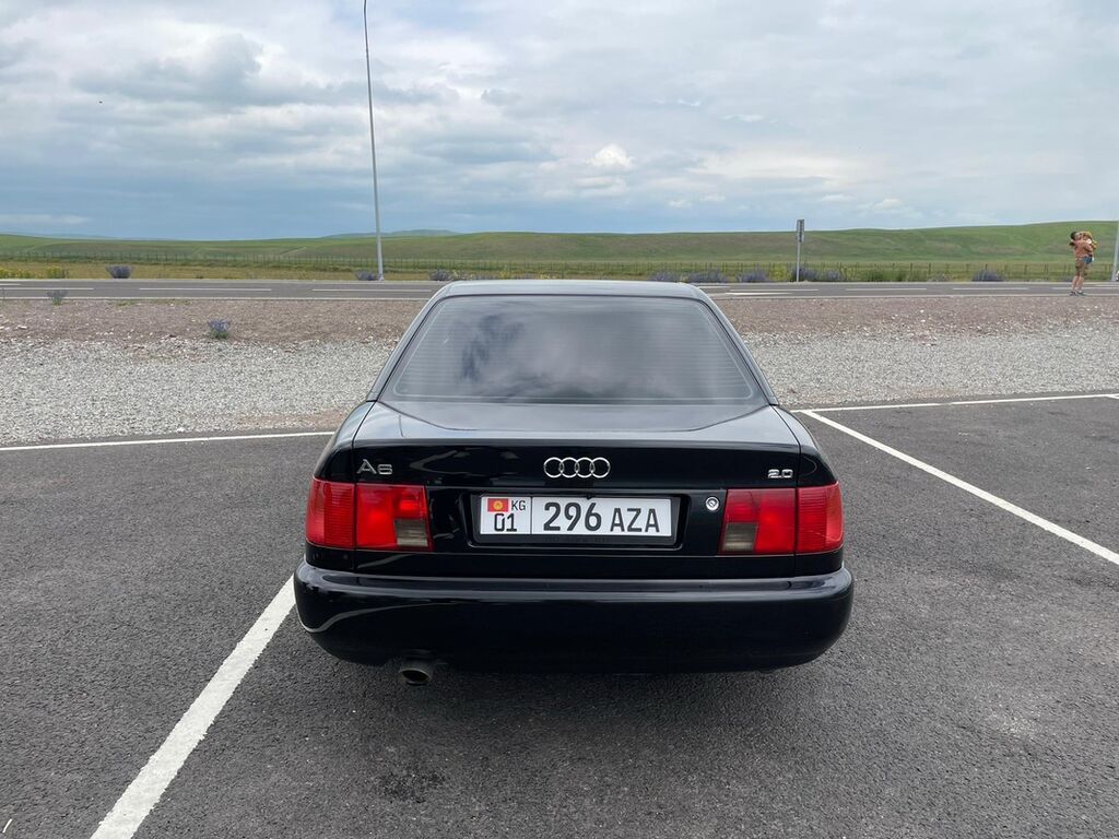 Audi A6: 1996 г., 2 л, Механика, Бензин, Седан: фото 4