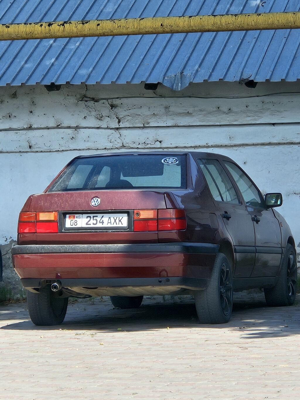 Volkswagen Vento: 1992 г., 1.8 л, Механика, Бензин, Седан: фото 6