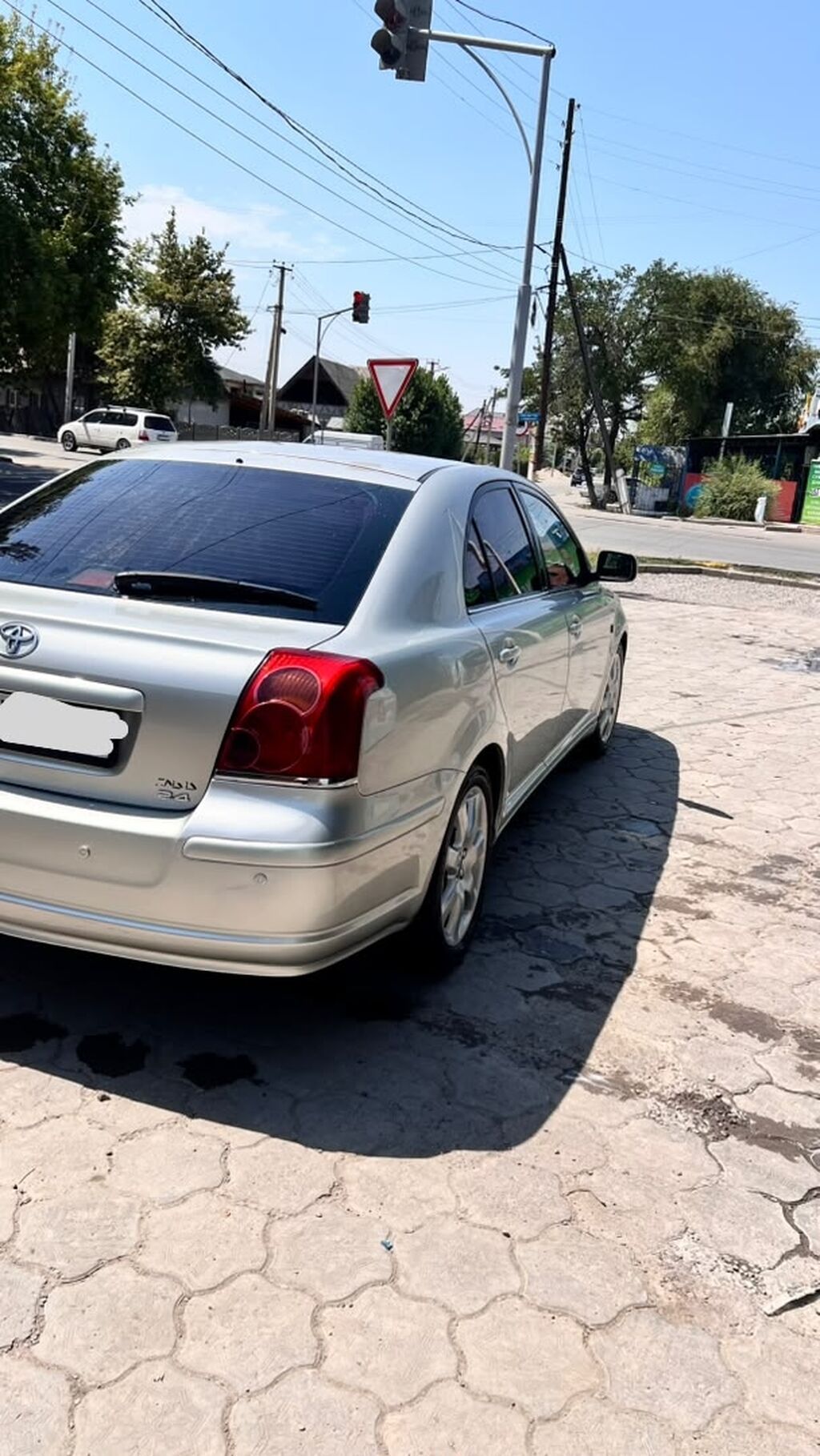 Toyota Avensis: 2005 г., 2.4 л, Автомат, Бензин, Седан: фото 4