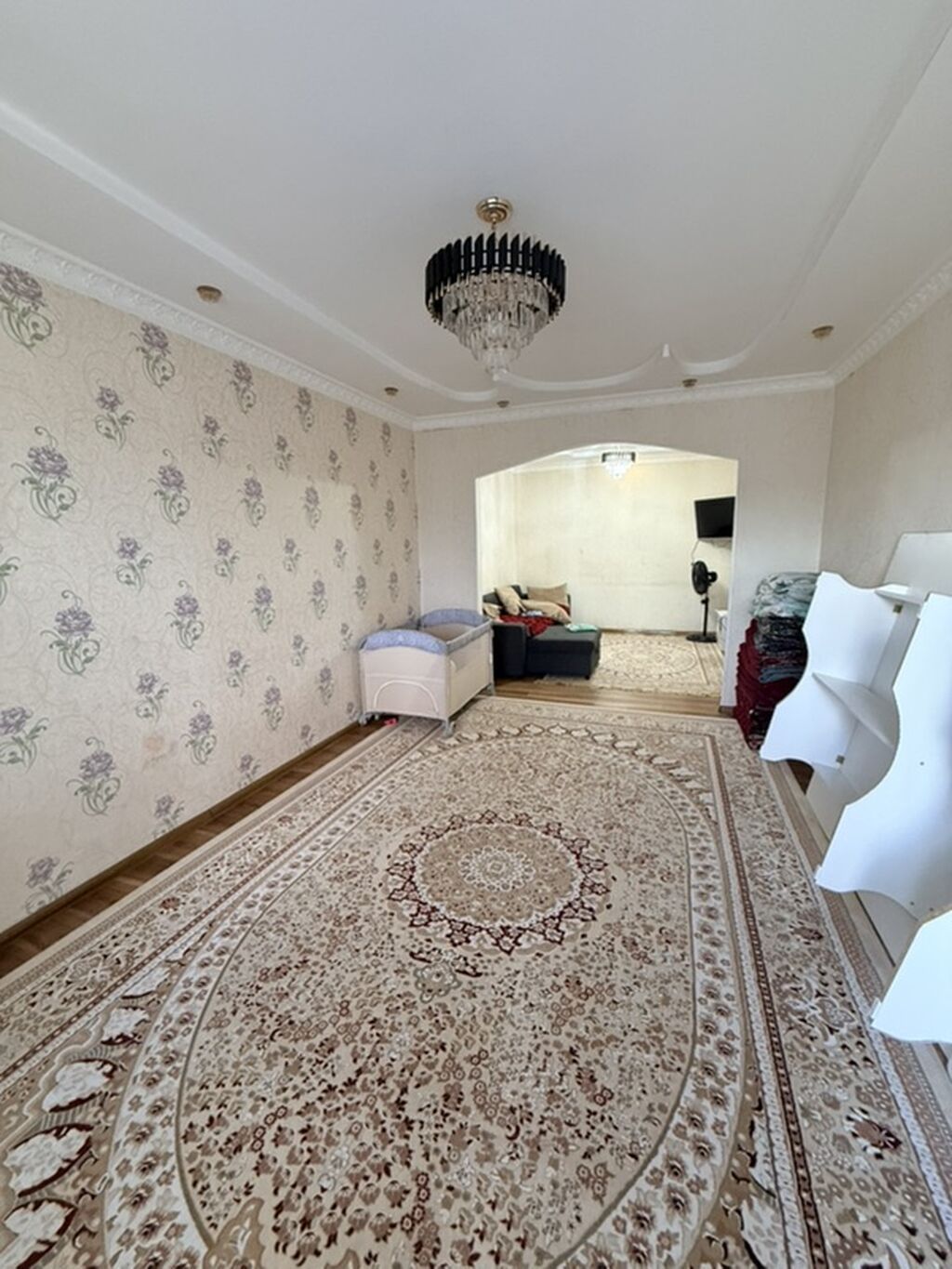 3 комнаты, 87 м², 12 мкр 106 серия улучшенная, 8 этаж, Требуется ремонт: фото 2
