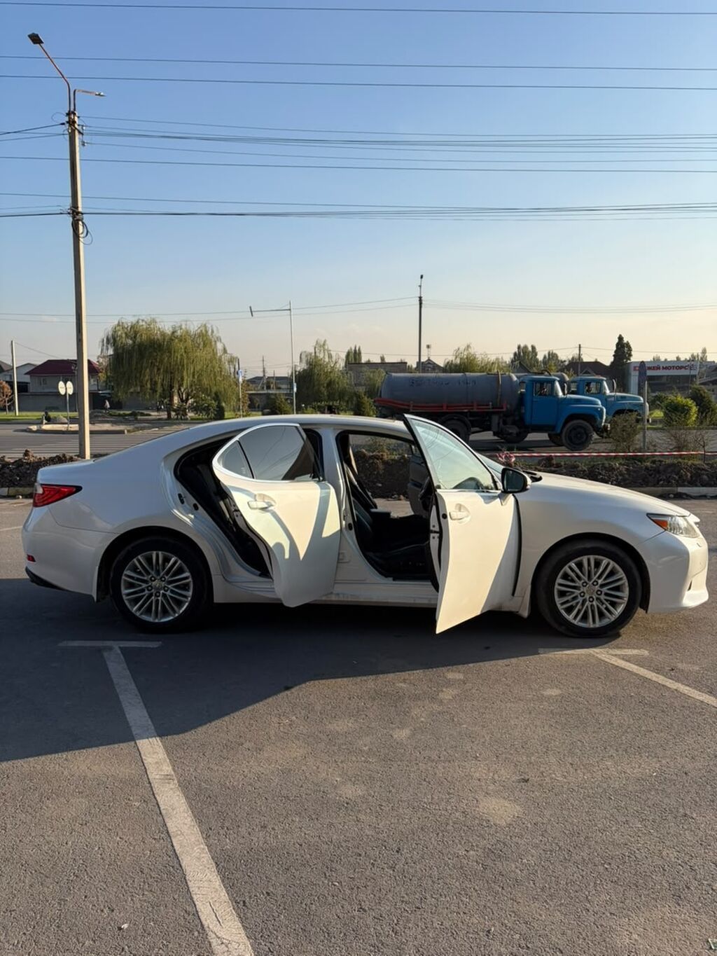 Lexus ES: 2014 г., 2.5 л, Автомат, Бензин, Седан: фото 3
