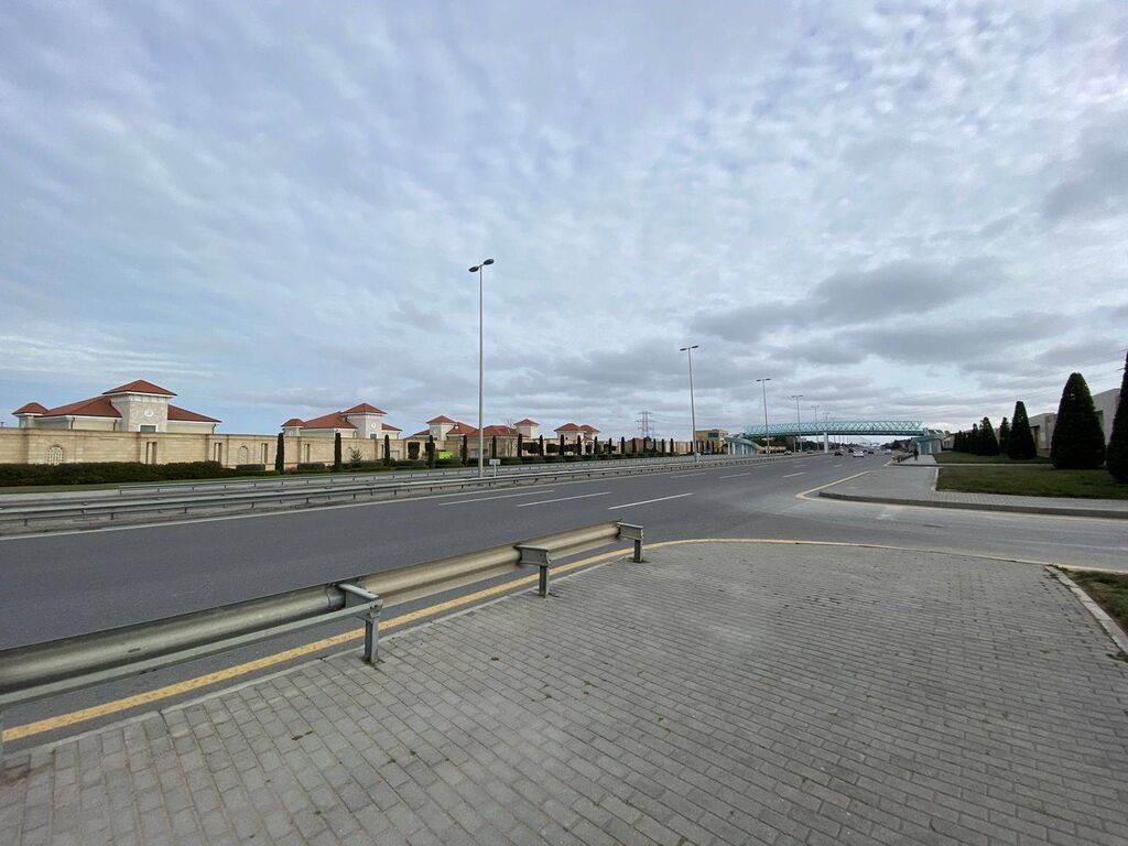 Bakı, Buzovna, 220 kv. m, 6 otaqlı, Hovuzsuz, Artezian quyusu, Kanalizasiya, Kombi