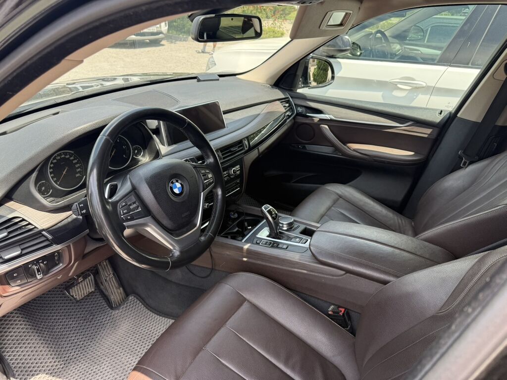 BMW X5: 2017 г., 3 л, Автомат, Дизель, Кроссовер: фото 6