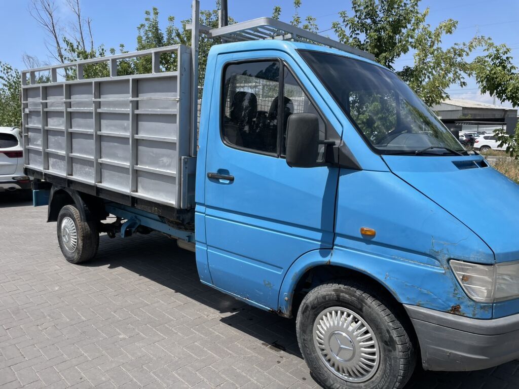 Mercedes-Benz 310D (Sprinter) — бортовой/фермерский грузовик. -: фото 4