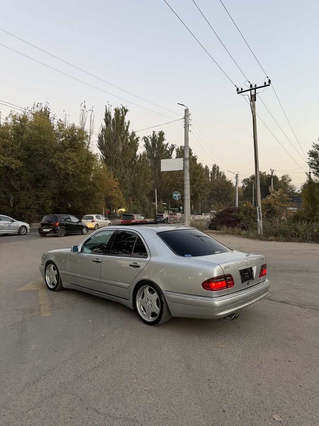 Mercedes-Benz E-класс AMG: 1998 г., 5 л, Автомат, Бензин, Седан: фото 3