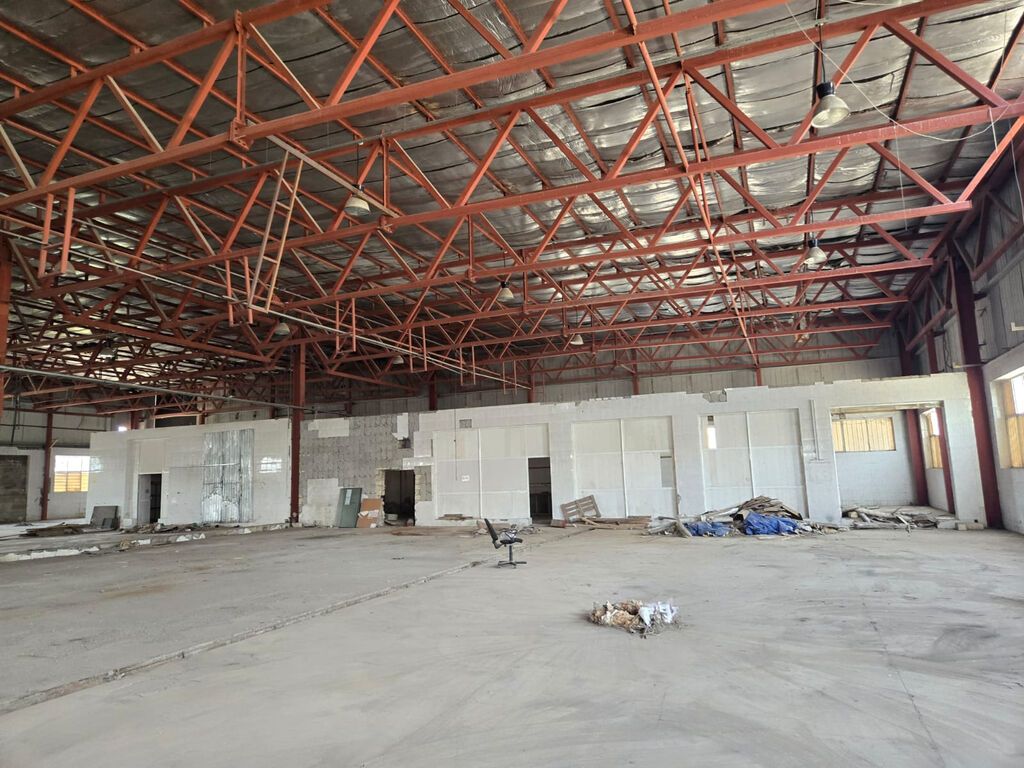 İcarəyə Anbar Kompleksi – Bakı, Xocasən Ümumi sahə: - 4000 m² anbar