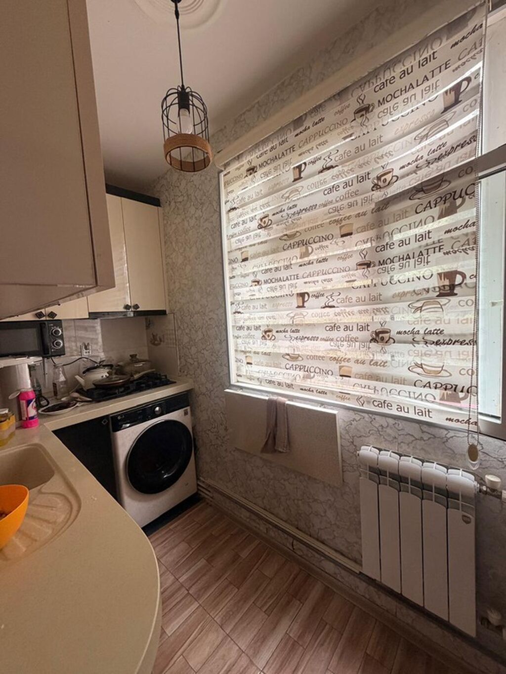 Xirdalqnda merkezde teze bazara yaxin 2-otaqli orta mertebede