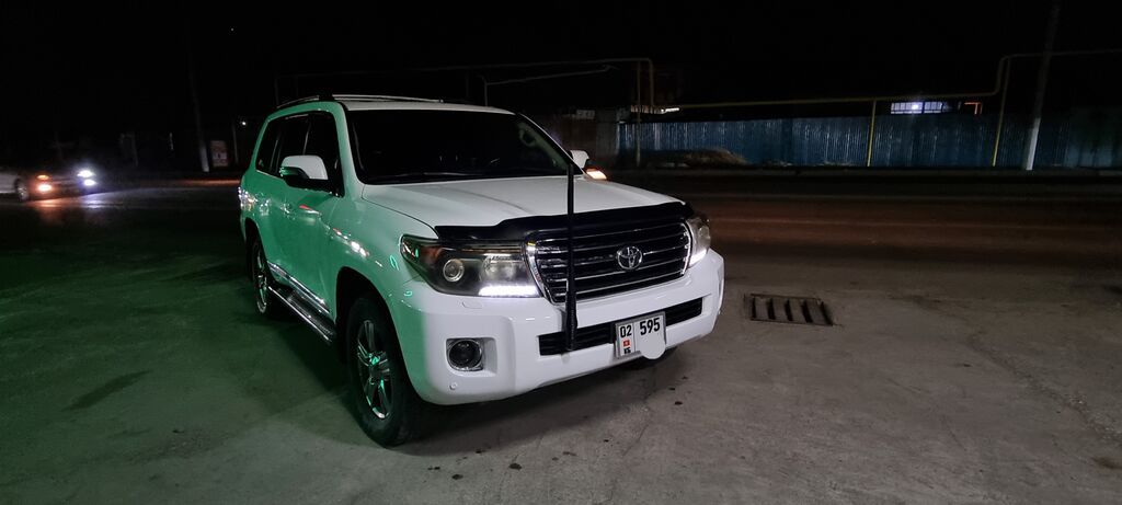 Toyota Land Cruiser: 2009 г., 4.7 л, Автомат, Газ, Внедорожник: фото 2