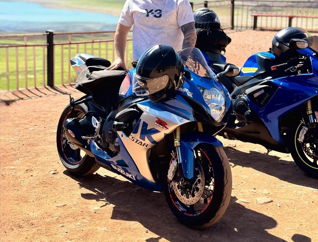 Спортбайк Suzuki, 750 куб. см, Бензин, Взрослый, Б/у: фото 1