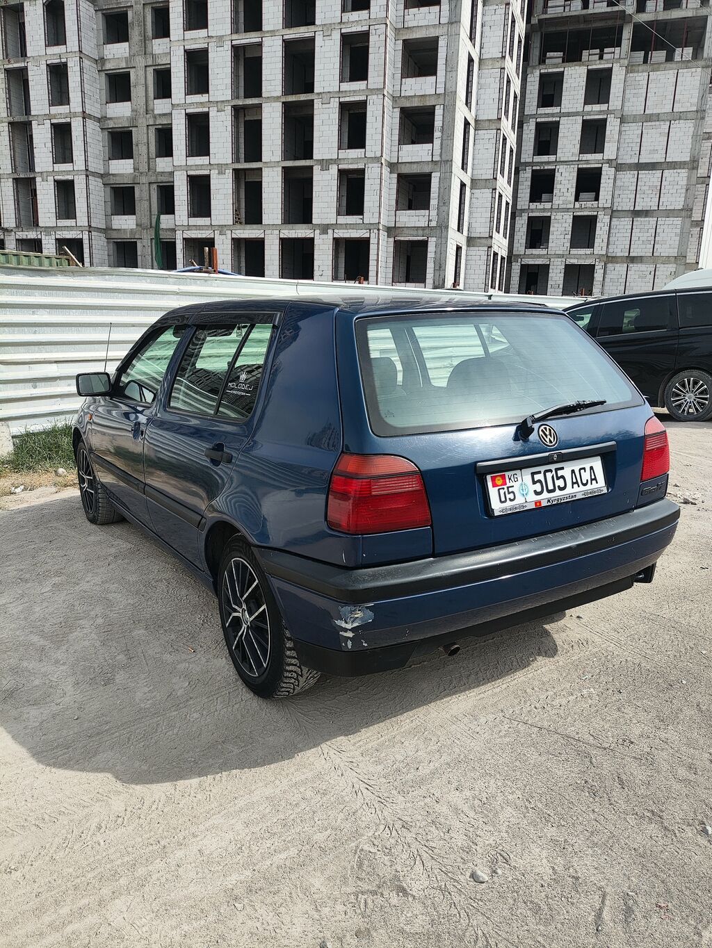 Volkswagen Golf: 1996 г., 1.8 л, Механика, Бензин, Хэтчбэк: фото 3
