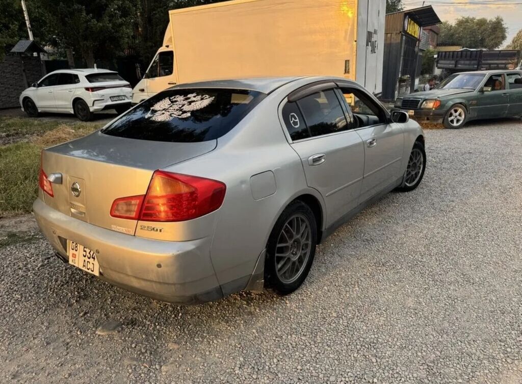 Nissan Skyline: 2001 г., 2.5 л, Автомат, Бензин, Седан: фото 7