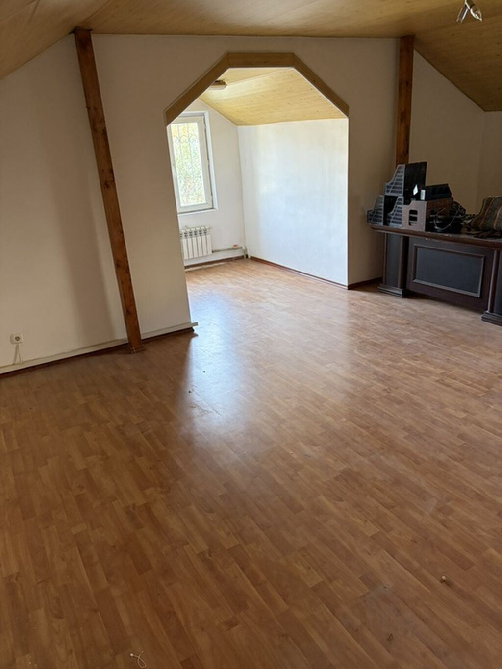 200 м², 4 комнаты, С подселением: фото 3