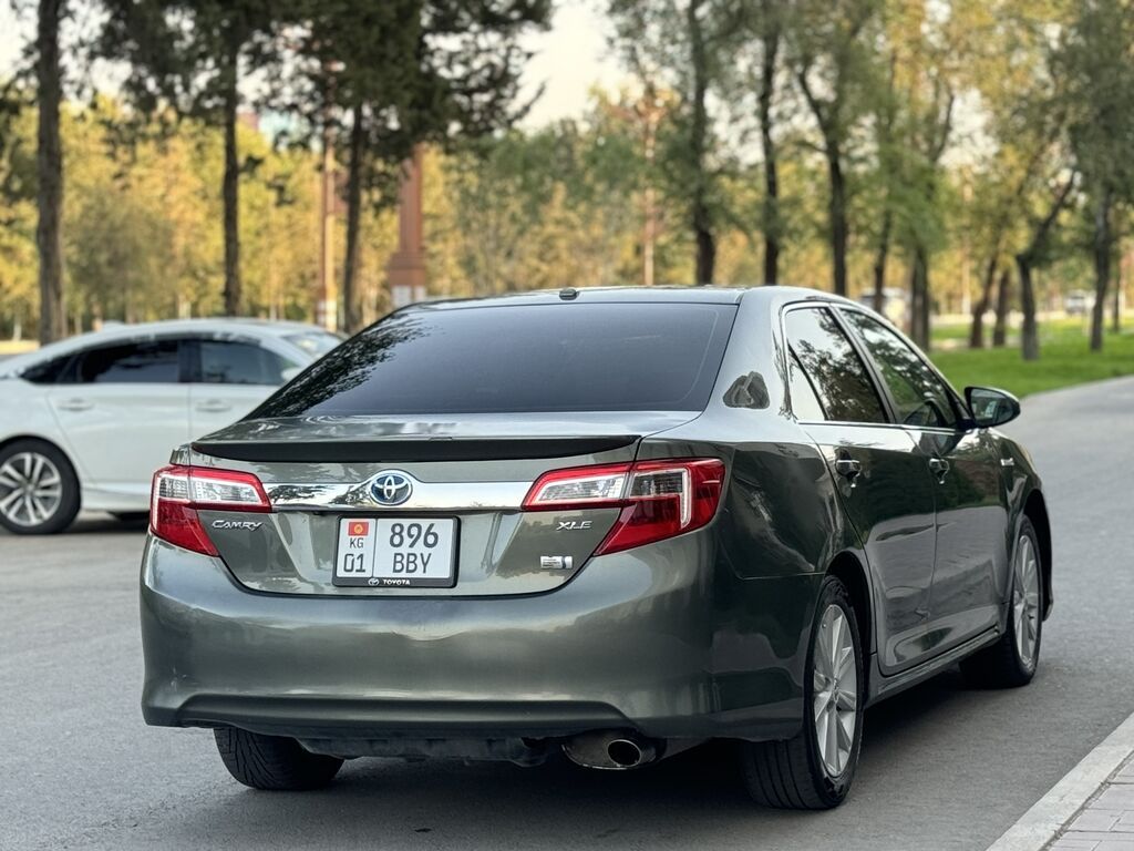 Toyota Camry: 2012 г., 2.5 л, Вариатор, Гибрид, Седан: фото 4