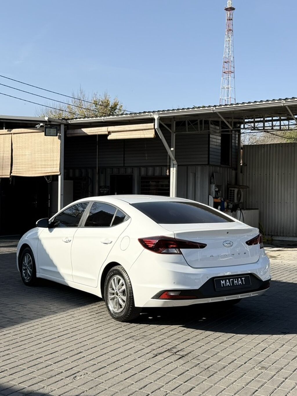 Hyundai Avante: 2019 г., 1.6 л, Автомат, Бензин, Седан: фото 3