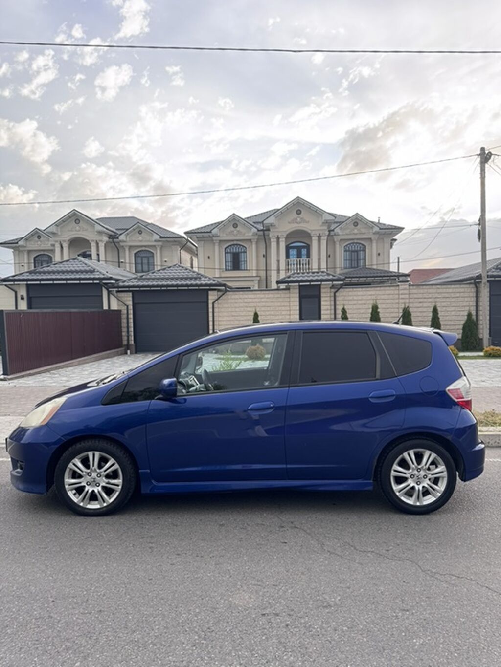 Honda Fit: 2010 г., Автомат, Бензин, Хэтчбэк — фото 2