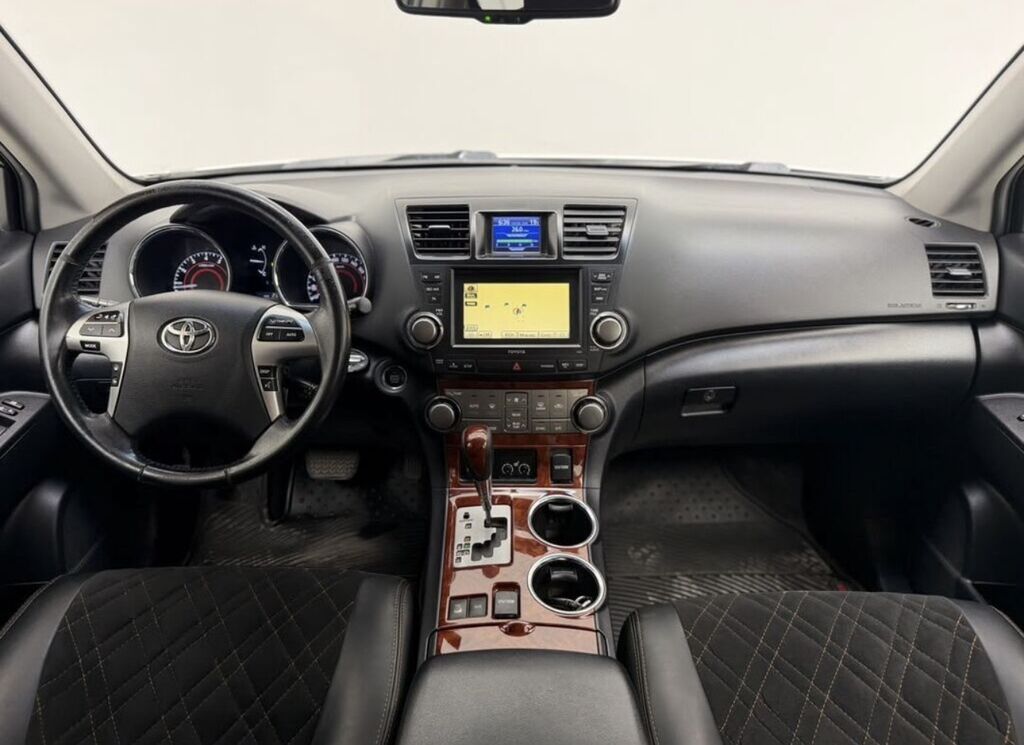 Toyota Highlander: 2011 г., 3.5 л, Автомат, Бензин, Кроссовер: фото 5
