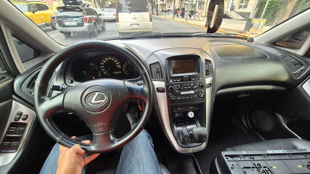 Lexus RX: 2001 г., Автомат, Бензин, Кроссовер: фото 7