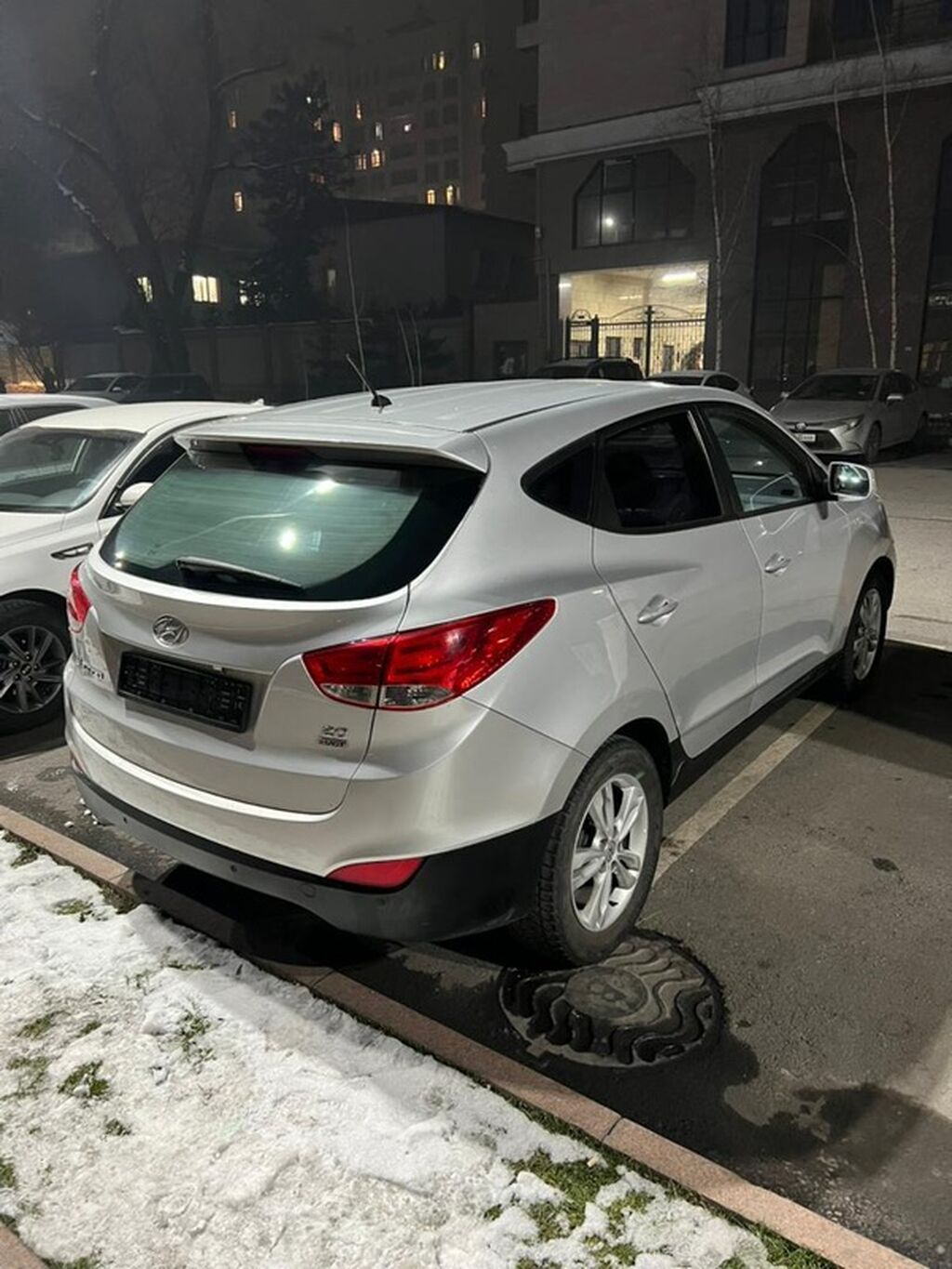 Hyundai Tucson: 2010 г., 2 л, Автомат, Дизель, Кроссовер: фото 4