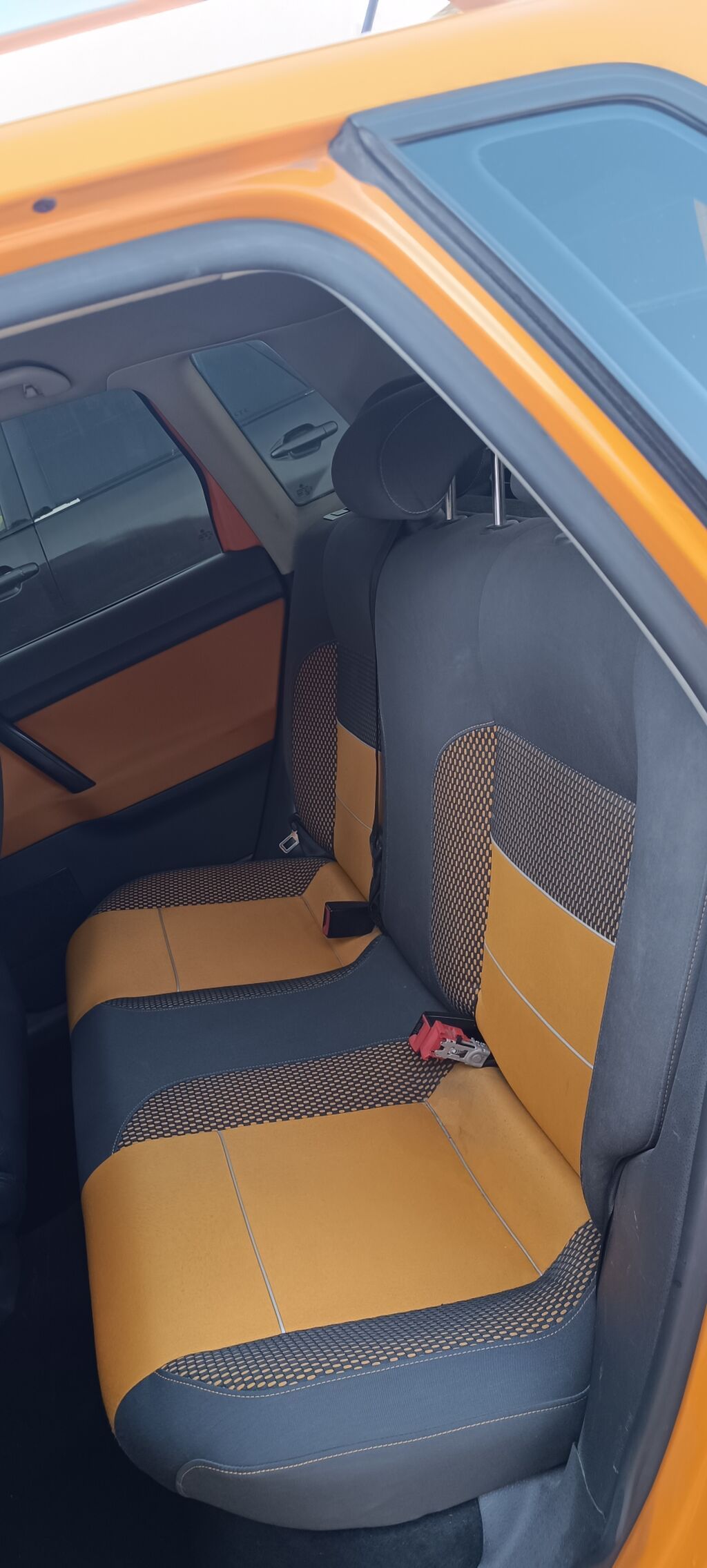 Volkswagen Polo: 2006 г., 1.2 л, Механика, Бензин, Хэтчбэк: фото 6