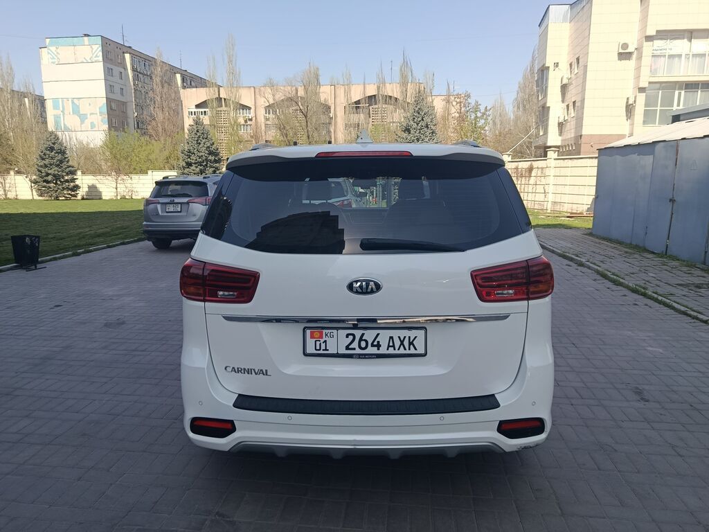 Kia Carnival: 2019 г., 2.2 л, Автомат, Дизель, Минивэн: фото 3