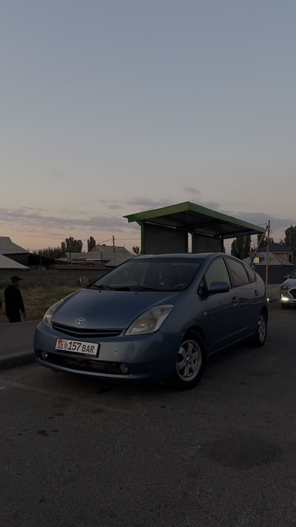 Toyota Prius: 2005 г., 1.5 л, Вариатор, Гибрид, Хэтчбэк: фото 3