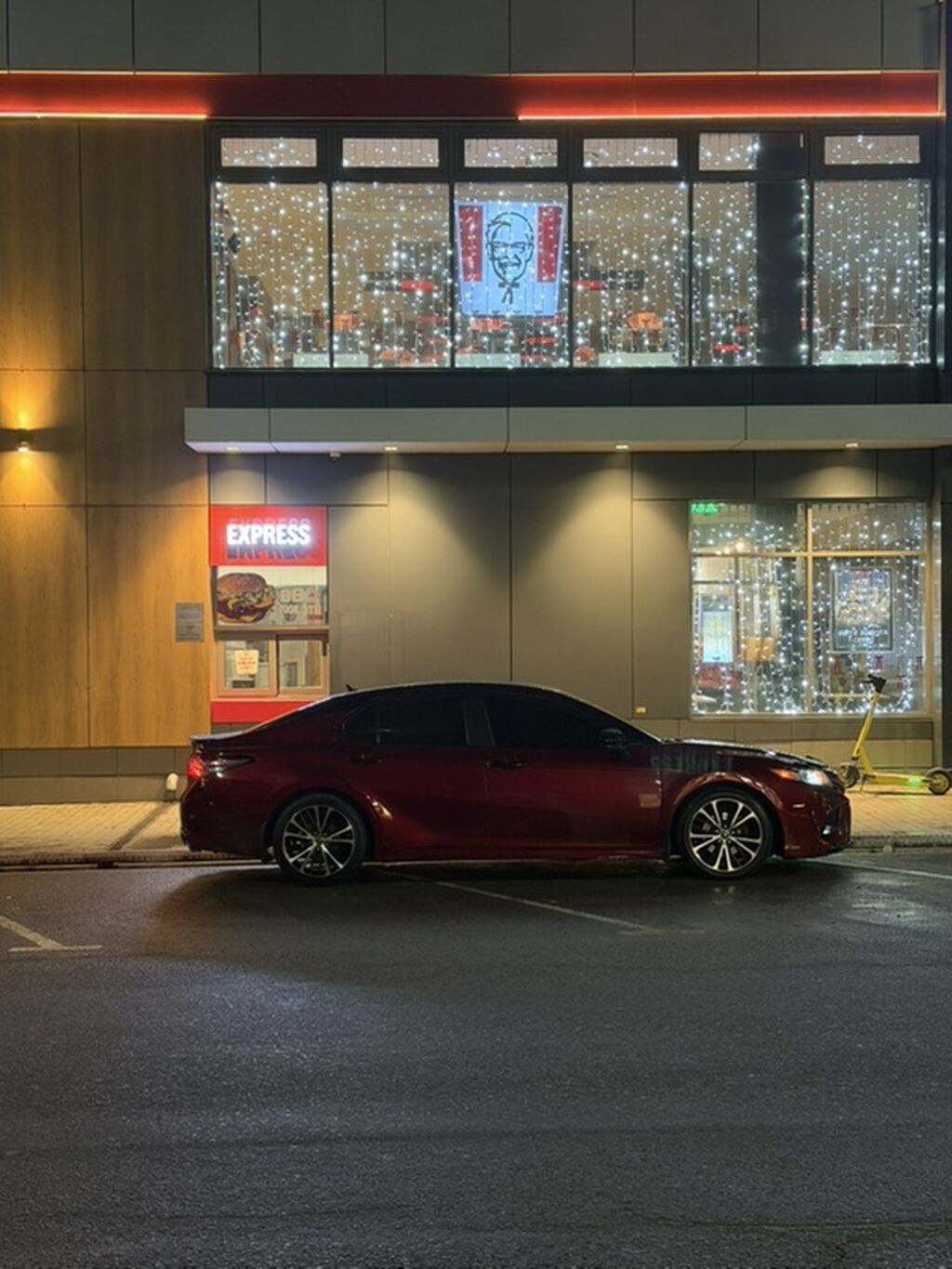 Toyota Camry: 2018 г., 2.5 л, Автомат, Бензин, Седан: фото 4