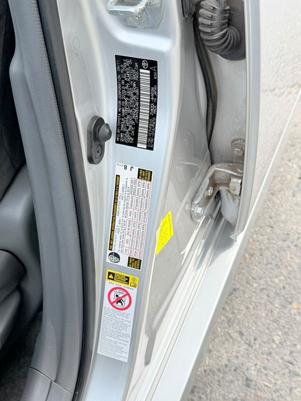 Toyota Prius: 2011 г., 1.8 л, Гибрид, Хэтчбэк: фото 3