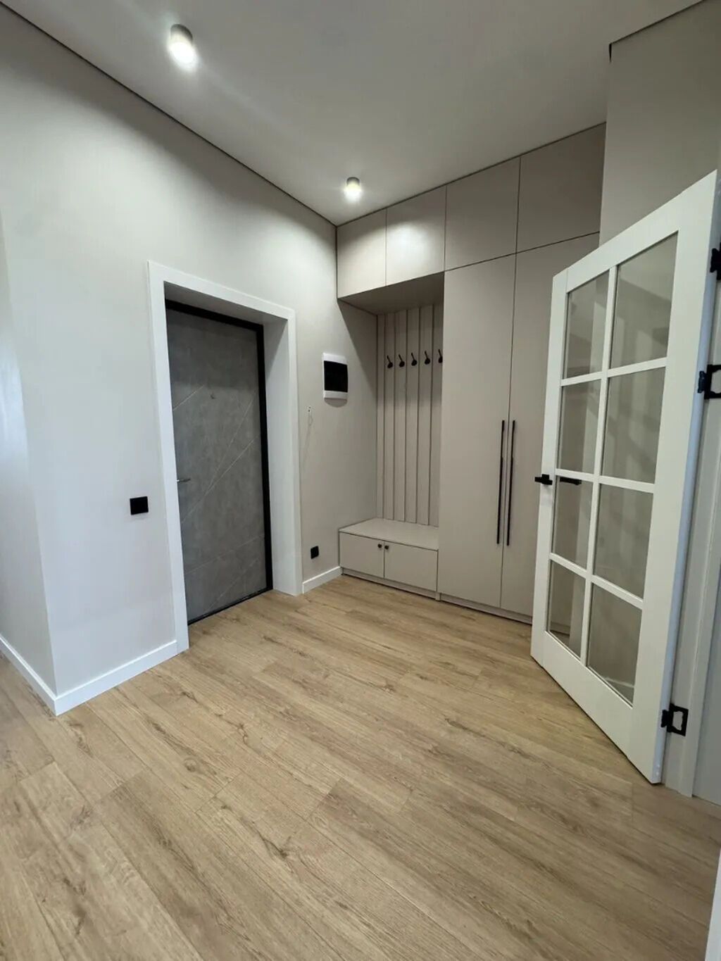 2 комнаты, 67 м², Пишпек Элитка, 9 этаж, Дизайнерский ремонт: фото 7