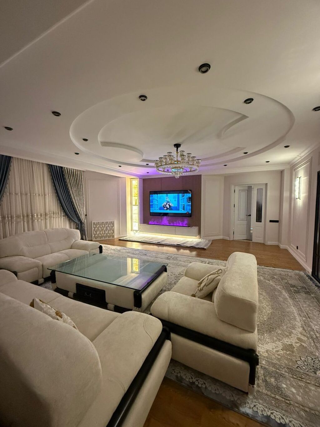 4 комнаты, 140 м², Дордой Плаза ТРЦ: фото 3