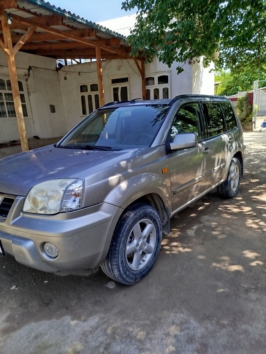 Nissan X-Trail: 2001 г., 2 л, Автомат, Бензин, Кроссовер: фото 3