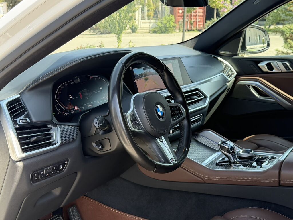 BMW X6: 2020 г., 3 л, Автомат, Бензин, Кроссовер: фото 6
